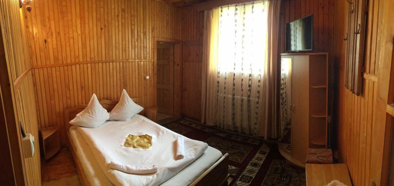 Casa Andu 호텔 Dîmbovicioara 외부 사진