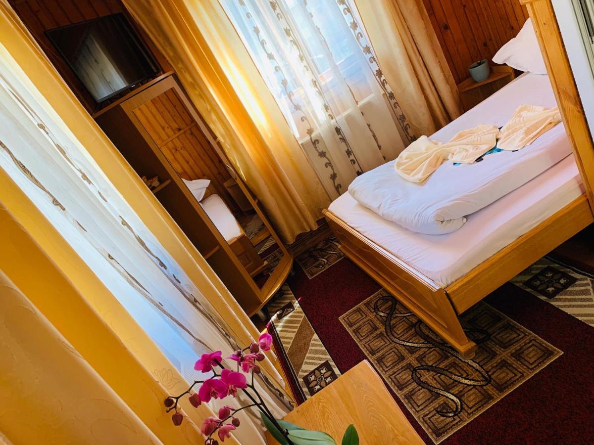 Casa Andu 호텔 Dîmbovicioara 외부 사진