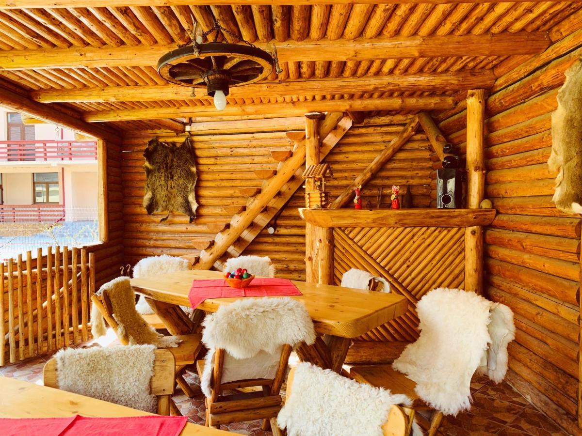 Casa Andu 호텔 Dîmbovicioara 외부 사진
